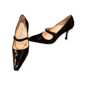 Manolo Blahnik Mary Janes. Size 38.5